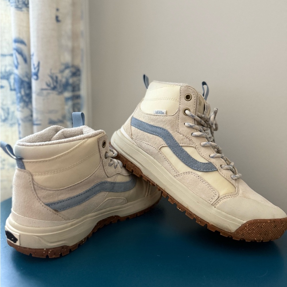 Vans Ultrarange Exo High MTE-1 Off White Hiking Boots